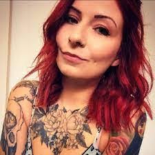 Stacey Bivens's Instagram, Twitter & Facebook