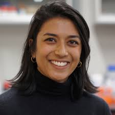 Isha Datar's Instagram, Twitter & Facebook