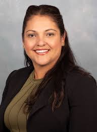 Susan Gumm's Instagram, Twitter & Facebook