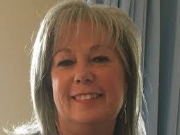 Becky Burnett's Instagram, Twitter & Facebook