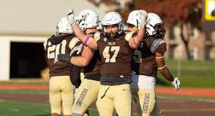 Valparaiso university is a comprehensive institution located in valparaiso, in, in a small town setting. Valpoathletics Com Football Falls In Season Finale At Stetson