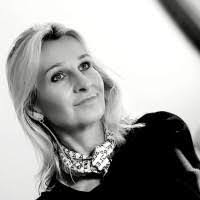 Kathy Hagan's Instagram, Twitter & Facebook