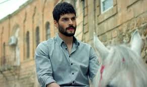 Miran aslanbey kimdir , gerçek adı nedir, nereli? Hercai Nin Miran I Akin Akinozu Nun Annesi De Unluymus Bakin Kim Cikti Son Dakika Magazin