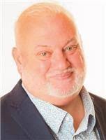 Bobby Greenlee's Instagram, Twitter & Facebook