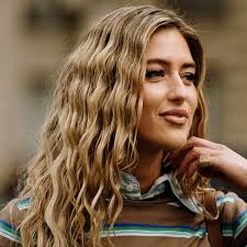 Split Ends: Everything to Know, From Causes to Treatments