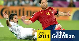 Scholes vs xabi alonso craziest long passes ever. Xabi Alonso Close To Joining Bayern Munich From Real Madrid In 8m Deal Bayern Munich The Guardian
