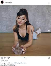 ( 4.6 ) out of 5 stars 492 ratings , based on 492 reviews current price $27.59 $ 27. Ariana Grande Rocks Her Retro Look From Positions As She Advertises Her New R E M Fragrance Broread Com
