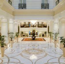 A 2014 comedy, written and directed by wes anderson and inspired by the writings of following. Das Corinthia Grand Hotel Royal In Budapest Bilder Fotos Welt