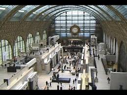 إن كان لا بد من تمضية وقت طويل أمام الشاشات في زمن الكورونا فلم لا نجعل من تلك الساعات رحلة تثقيفية وعلمية وزيارة متاحف تقدم جولات افتراضية من على كنبة المنزل