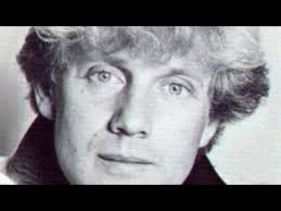 Derek Pellicci pays tribute to Darryl Cotton