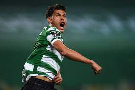 Matheus nunes (born 27 august 1998) is a brazilian footballer who plays as a centre midfield for portuguese club sporting cp. Talking Wolves On Twitter Wolves Are Reportedly Interested In Sporting S Matheus Nunes Who Is Valued At Around 18m Source A Bola Via Desporto Ao Minuto Wwfc Wolves Https T Co Usyikkpipv