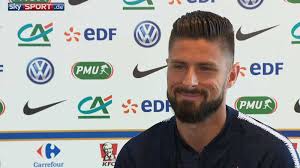 Emo frisuren sind in der regel kurz, schwarz oder in verschiedenen. Giroud In Dem Punkt Ist Uns Deutschland Voraus Fussball News Sky Sport