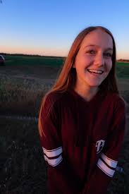 Tanner Braungardt on X- magnetic gaze in this hot photo