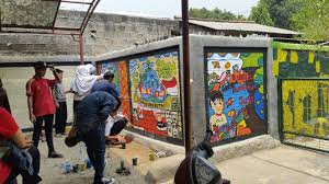 Check spelling or type a new query. Smpn 12 Songsong Sekolah Adiwiyata Dengan Grafiti Dinding