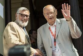 He finally became director with prípad lupinek. 3e5e Prezident Festivalu Jiri Bartoska Reziser Vaclav Vorlicek Iconiq Cz