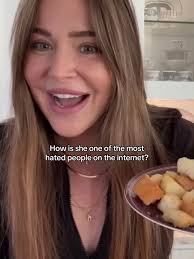 Understanding Online Hate: The HRH Collection Perspective