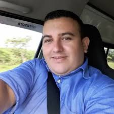 Por la compra de 4 llantas de rin 15 en adelante para modelos y medidas  seleccionadas 😎 te llevas de cortesía una preciosa parilla para Papá 💙 tu  garantía contra golpes y