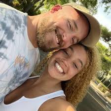 Diamond Gordon and Garrett Gordon's Wedding Registry