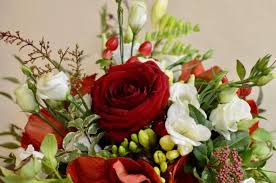 Fiori immagini gratis per facebook e whatsapp. Bouquet Fiori Misti Per Laurea Speciale Laurea Catalogo Giornimagici Fioreria