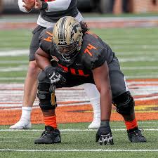 Wmu acknowledges that all truth is of god and recognizes the supremacy of biblical truth. 2021 Nfl Draft Profile Jaylon Moore Ot Western Michigan Hustle Belt