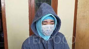 Diketahui, harun masiku yang terjerat kasus penyuapan komisioner kpu wahyu setiawan sampai saat ini belum terendus keberadaannya dan masih menjadi buron. Istri Harun Masiku Jam 12 Malam Dia Mengabari Sudah Di Jakarta Nasional Tempo Co