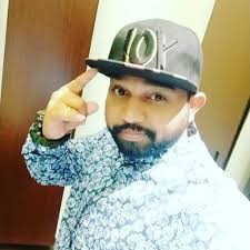 💜🌼💜 Ae Ri Sakhi More Piya Ghar Aaye .... The joy of welcoming the divine  into one's heart, into one's home is presented beautifully by Sumedha  Karmahe ..Music re-created by Kshitij Tarey.