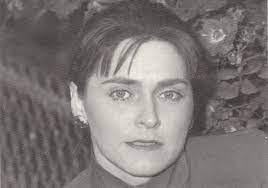 Carmen Fournier's Instagram, Twitter & Facebook