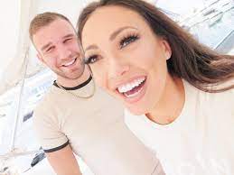 User rating 9.2 (2 reviews) read full reviews compare. Aaron Armstrong Boyfriend Of Sophie Gradon Dies Weeks After Girlfriend S Death Chronicle Live
