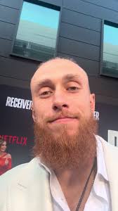 George checking in! #49ers #NFL @George Kittle