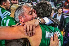 Φώτιος, φωτεινή, θεοφάνης, φανή, ιορδάνης, περιστέρα, θεοπούλα, ουρανία, φαίη, φάνια. Diamantidhs O Omprantobits Exei Eidikh Sxesh Me Ton Pana8hnaiko Oneiro Olwn Na Epistrepsei Ola Prasina