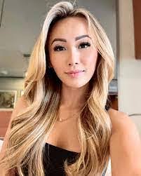 Gong Yee's Instagram, Twitter & Facebook