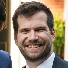 Quartet of recent hires in offices of ministers Saks, Duclos