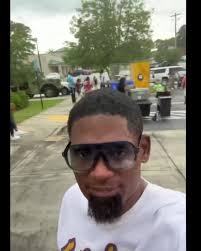 Putting in Kingdom work at 104.5 fm MY CITY located in the ATL. Shout out  to DJ Mac Cummings Radio as well. , I was able to link in, and play this  Radio Station