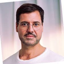 Jon Hillman's Instagram, Twitter & Facebook