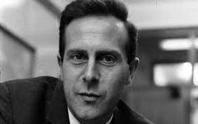 Edwin Mullins, writer and broadcaster who befriended many great  20th-century artists