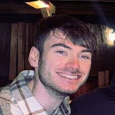 Alex Nutt's Instagram, Twitter & Facebook