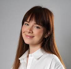 Diane Senter's Instagram, Twitter & Facebook