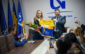 Români (90,16%) romi (1,12%) ruși lipoveni (1,06%) necunoscută (7,3%) altă etnie (0,33%) componența confesională a municipiului brăila ortodocși (90,58%) necunoscută (7,31%) altă religie (2,09%) conform recensământului efectuat în 2011 , populația municipiului brăila se ridică la 180.302 locuitori, în scădere față de recensământul anterior din 2002 , când se. Campioana OlimpicÄƒ La Inot Sportiv Camelia Potec AleasÄƒ Ambasadoarea Uvt Liberty Marathon 2020