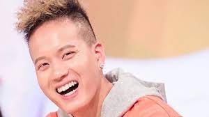 On january 23, 2021, btob hosted their 2021 btob 4u online concert inside featuring four members: K Pop Star Peniel Of Btob Opens Up About Hair Loss From Alopecia Allure