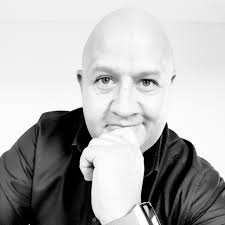 Dwayne Bolton (@DwayneBolton)