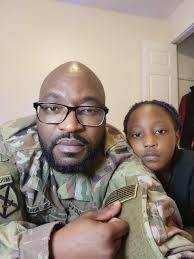 She says she's ready to become a soldier lol, nati lift your suit case ati  not now I need to train first lol.. Happy to have her at Fort Drum for the