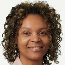 📸 New headshot, new role! Although time flies, as it's actually been a few  months now since I joined FTI Consulting, looking after content and  campaigns for EMEA. New projects coming up