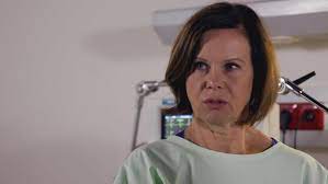 Seit wann es menschen eigentlich gibt, zeigen wir ihnen in diesem praxistipp. Unter Uns Irene Gibt Robert Die Schuld An Tills Sturz