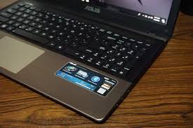 Dengan semakin berkembangnya software aplikasi yang membutuhkan resource besar. Laptop Asus K55v Core I7 Eksekutif Computer