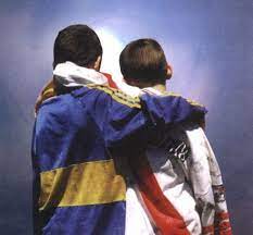 Boca juniors y river plate, los dos colosos del fútbol argentino, protagonizarán mañana una nueva versión del superclásico. Amigos De Boca Y De River Futbol Himno Argentino Futbol Argentino