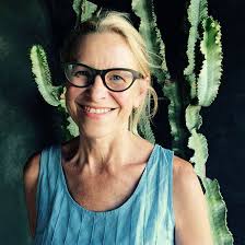 Sonja Roth's Instagram, Twitter & Facebook