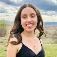 Valerie Irizarry's Instagram, Twitter & Facebook