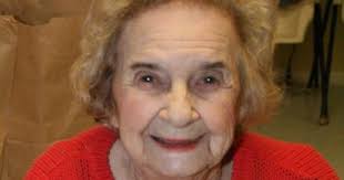 Eleanor Clinkscales-Davis leads drive to get food to needy families for  Christmas