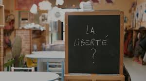Quelque 10000 personnes déplacées ont déjà été enregistrées dans plusieurs régions et ce n'est qu'un début. Ce N Est Qu Un Debut De Pierre Barougier Et Jean Pierre Pozzi 2010 Shangols