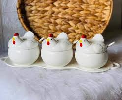 بيت العائلة on instagram سيت شكردان على شكل دجاجة السعر ١٥ الف دينار توصيل بغداد 5 الاف توصيل المحافظات 7 آلاف بيت العائلة بغداد in 2021 food waffles breakfast